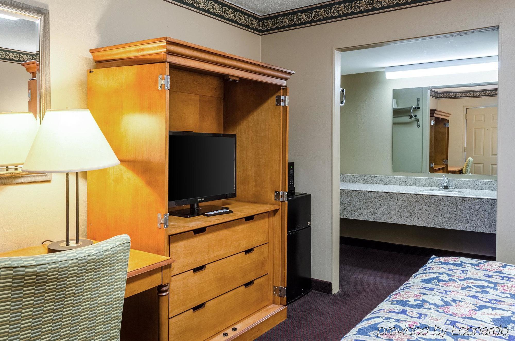 Rodeway Inn Indianola المظهر الخارجي الصورة