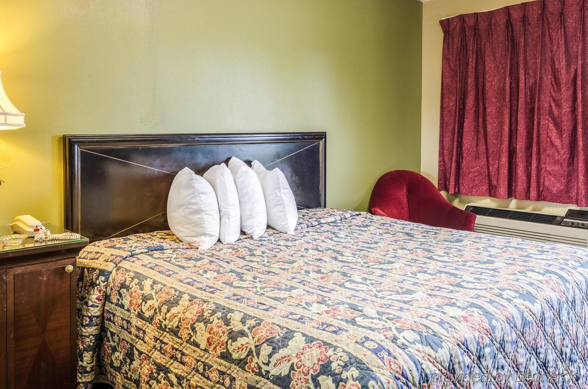 Rodeway Inn Indianola المظهر الخارجي الصورة