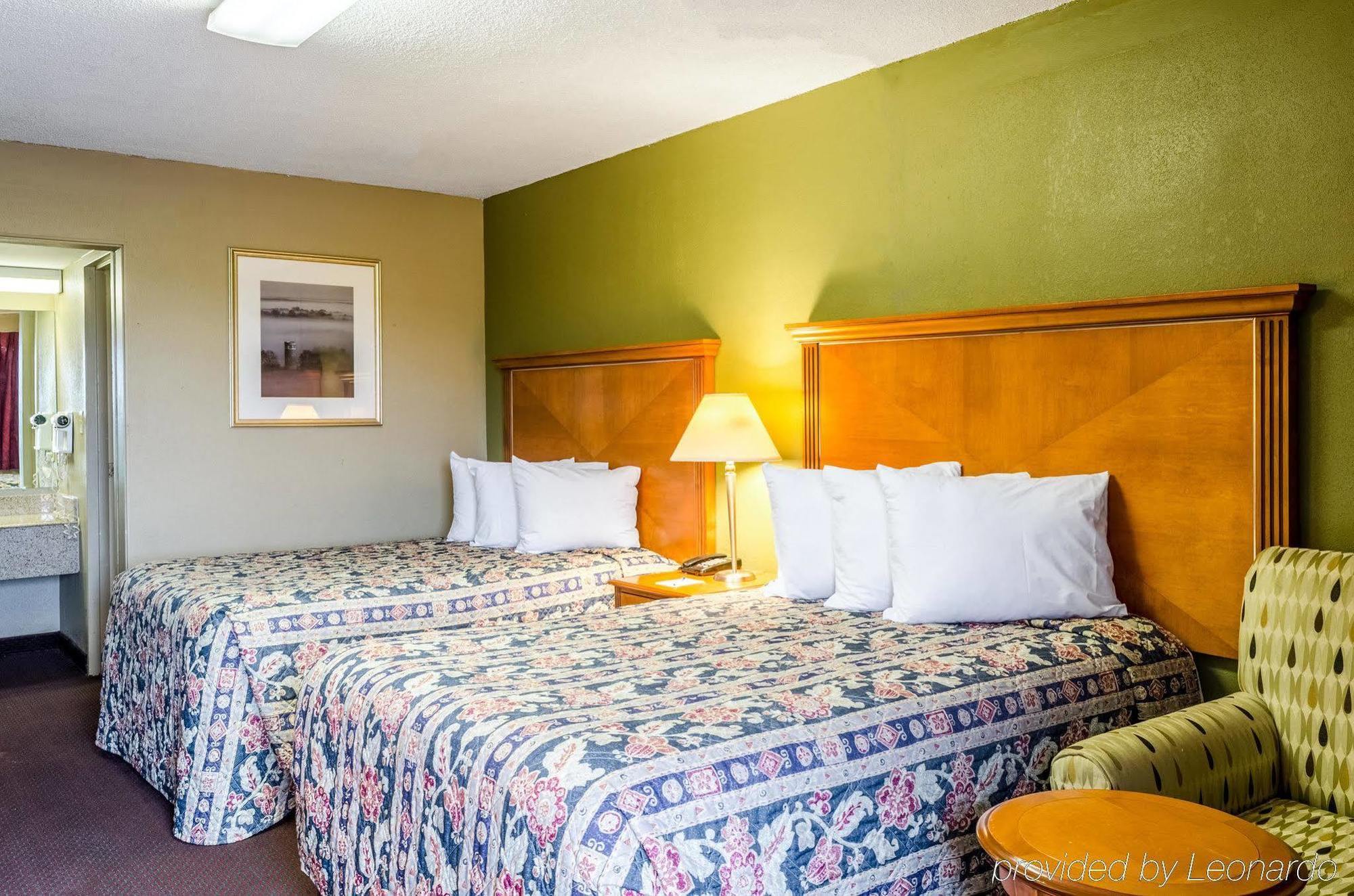 Rodeway Inn Indianola المظهر الخارجي الصورة