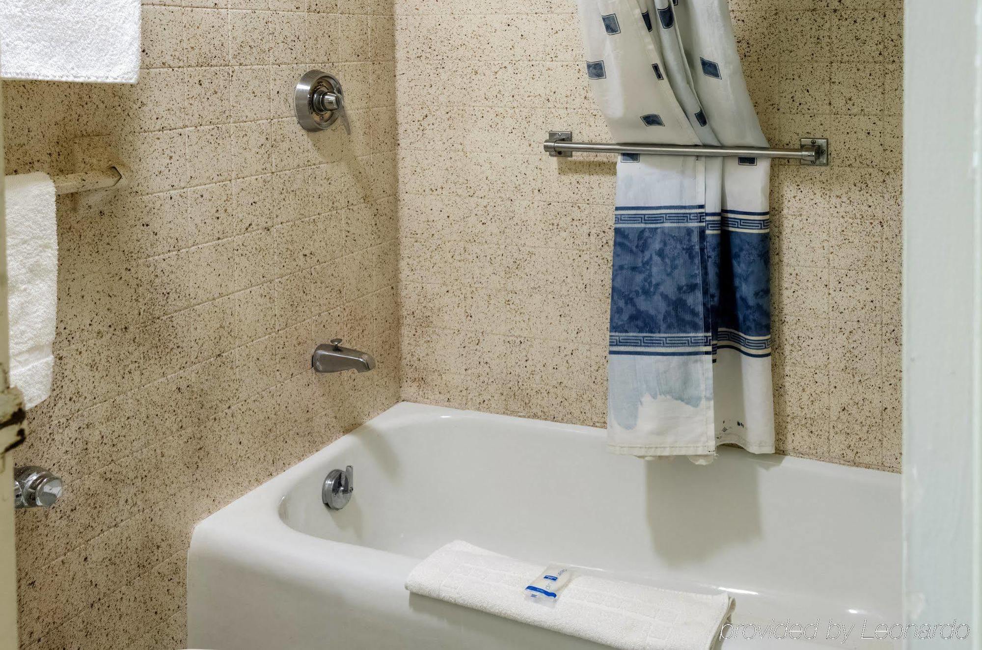 Rodeway Inn Indianola المظهر الخارجي الصورة