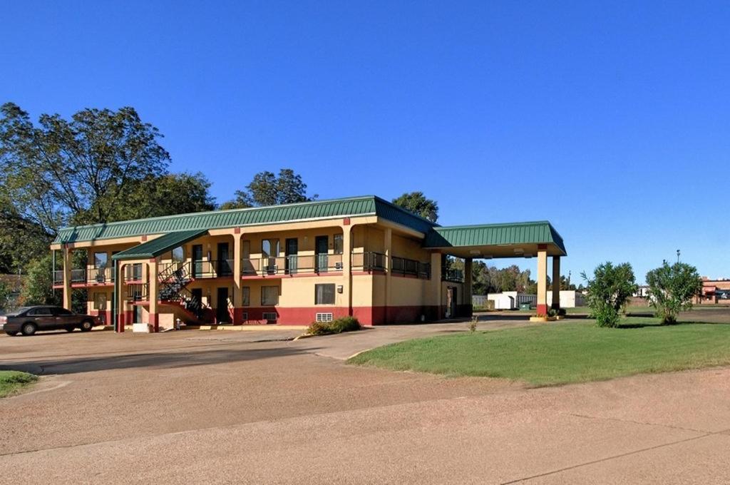 Rodeway Inn Indianola المظهر الخارجي الصورة