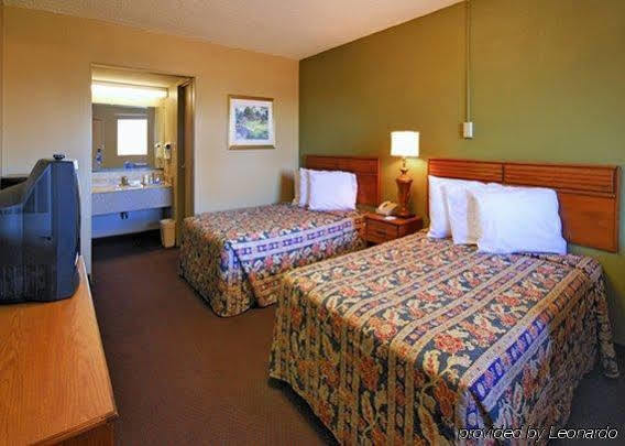 Rodeway Inn Indianola المظهر الخارجي الصورة